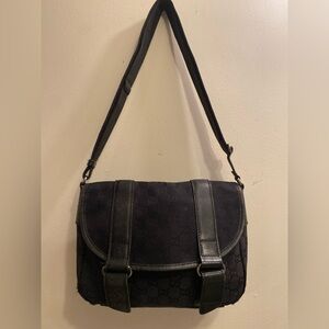 Gucci Navy-Black GG Canvas Messenger Bag